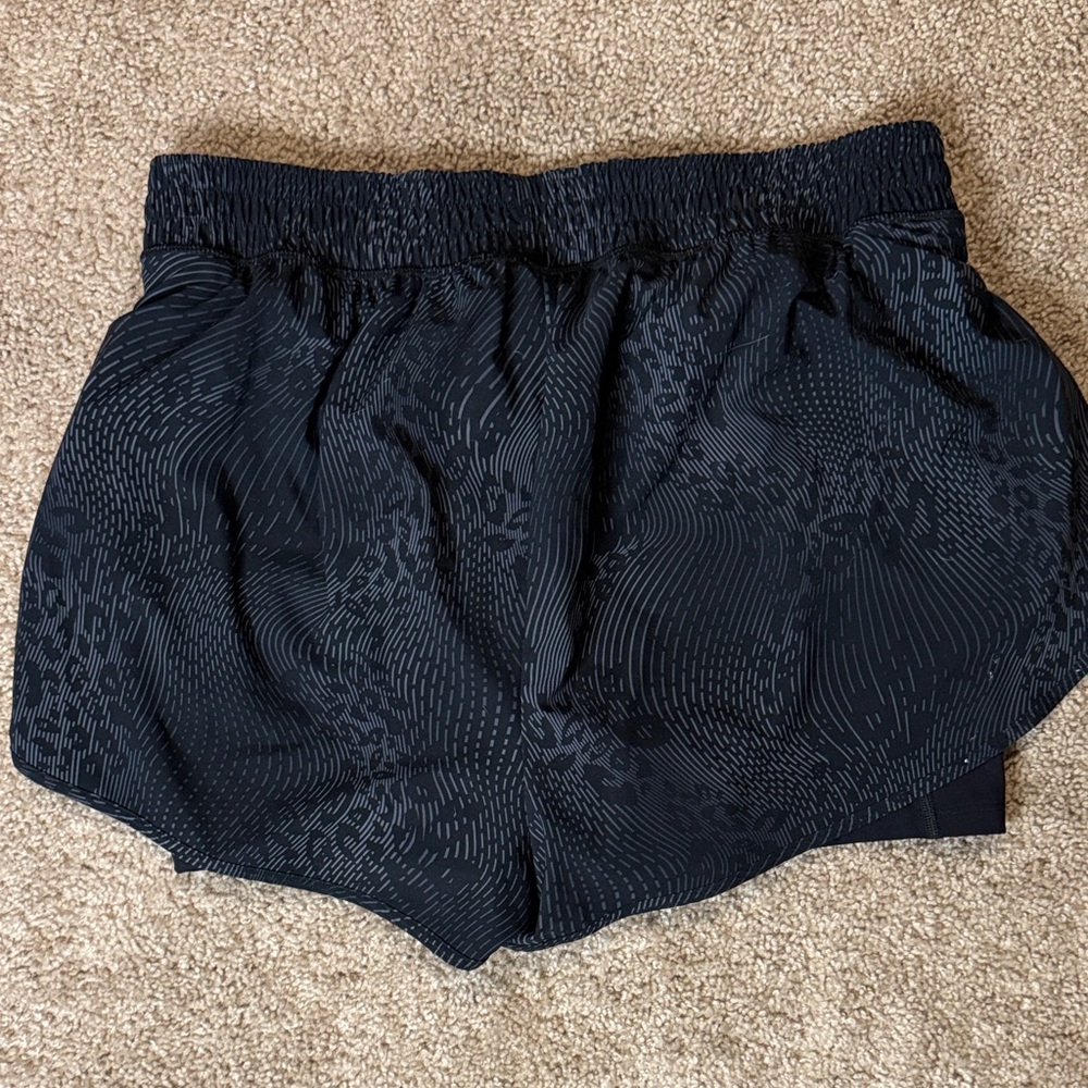 Sweaty Betty Black Patterned Athletic Shorts - Picture 3 of 3